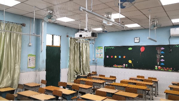 照亮未來，讓學(xué)習(xí)更輕松——維格教育照明教室燈