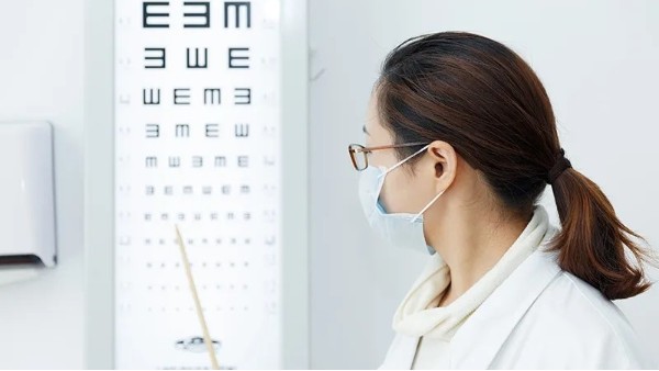 如何通過教室照明，做好青少年的近視防控？