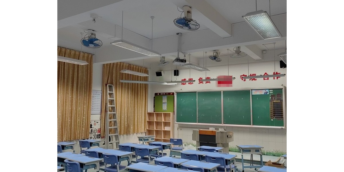 案例｜岑松江夫人外國(guó)語(yǔ)學(xué)校護(hù)眼教室燈改造完畢，教室優(yōu)質(zhì)照明光環(huán)境開(kāi)啟學(xué)生新的學(xué)期